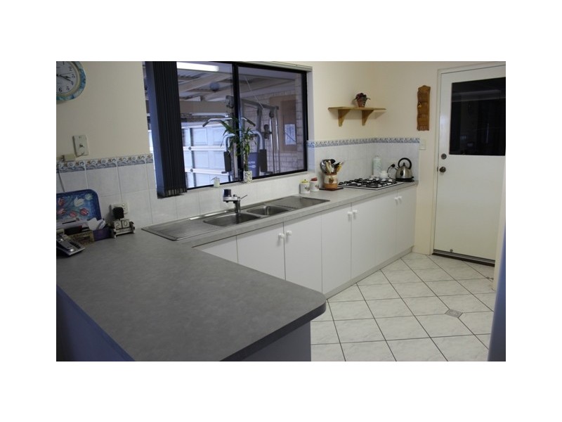 16 Penzance Way, Tarcoola Beach WA 6530