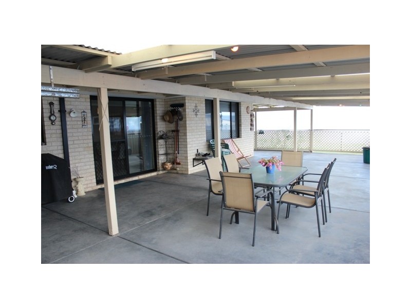 16 Penzance Way, Tarcoola Beach WA 6530