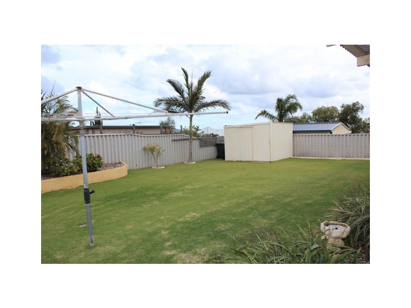 16 Penzance Way, Tarcoola Beach WA 6530