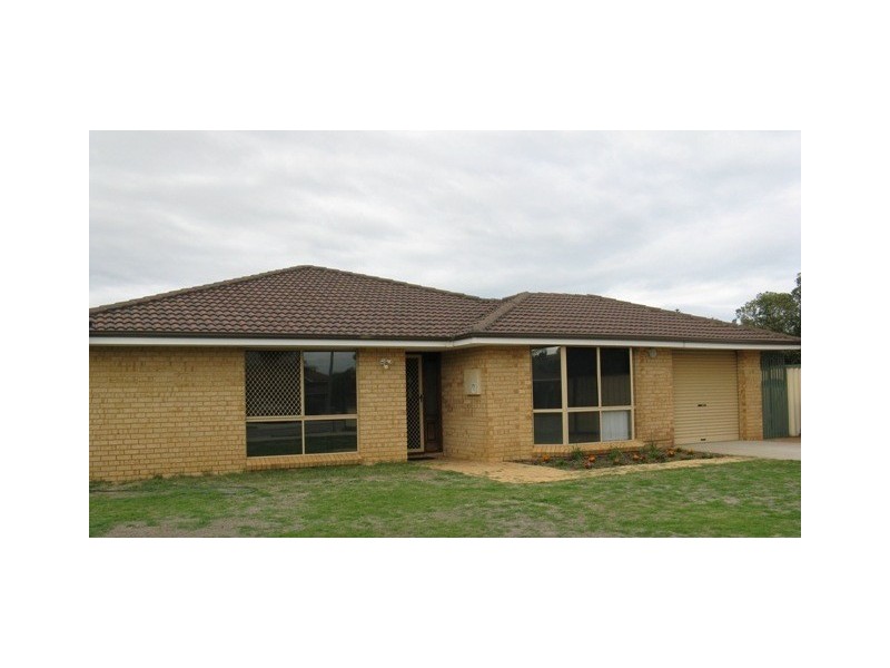 14 Marsh Place, Mount Tarcoola WA 6530