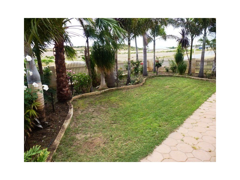 42 Rother Road, Cape Burney WA 6532