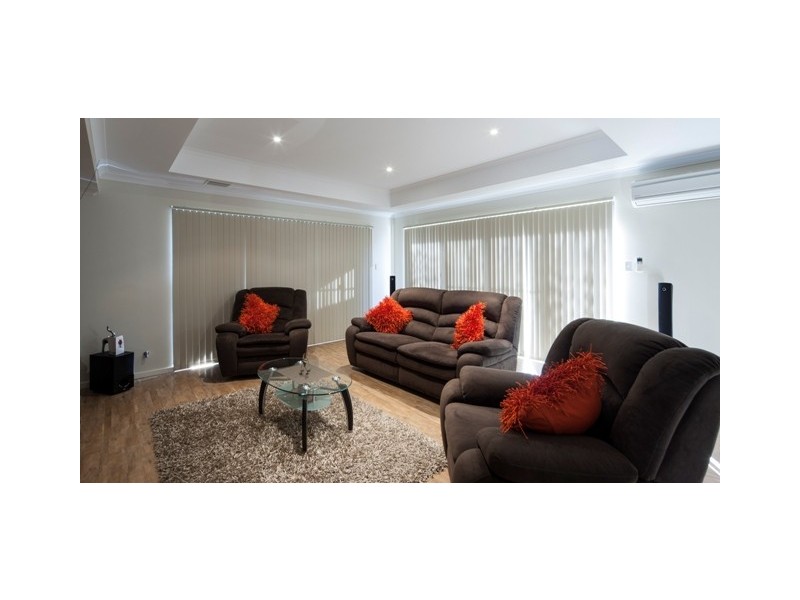 60 Winnetta Ridge, Wandina WA 6530