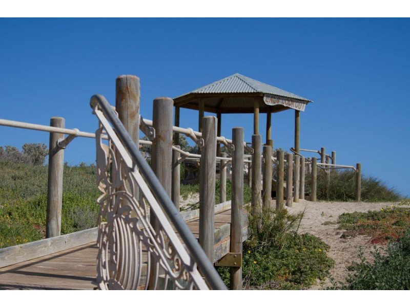 30 Ashdown Loop, Cape Burney WA 6532