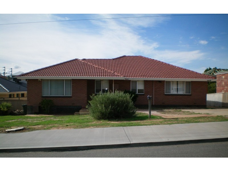 3 O’Collins Street, Geraldton WA 6530
