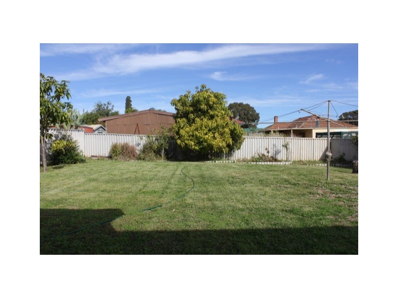 14 Hovea Street, Rangeway WA 6530