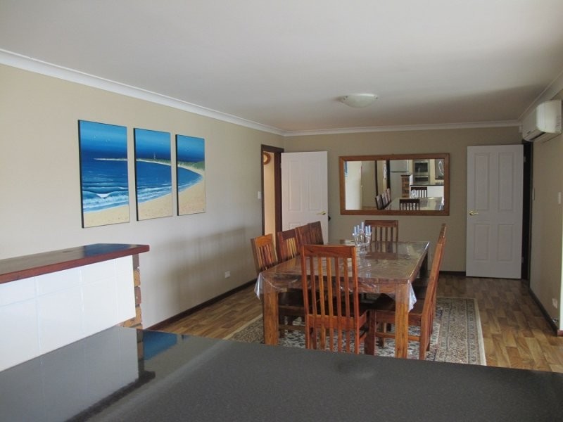 6 Glendinning Road, Tarcoola Beach WA 6530