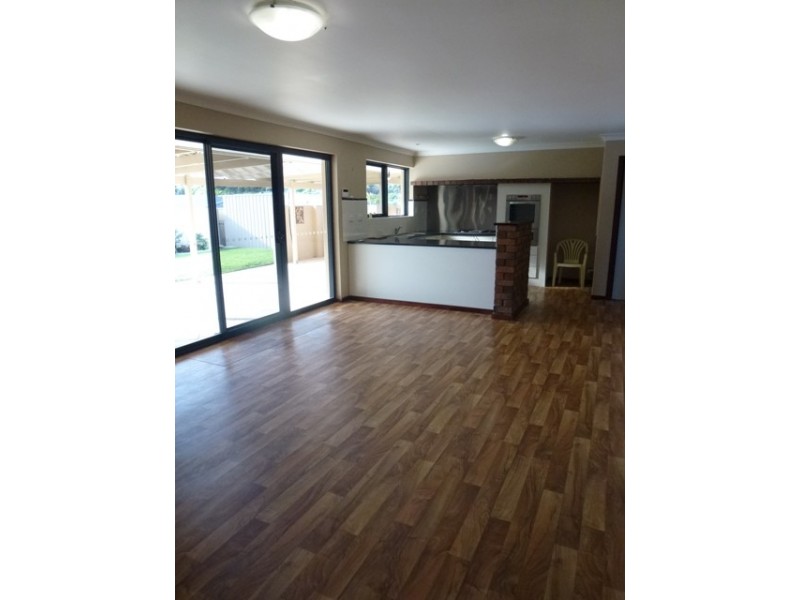 6 Glendinning Road, Tarcoola Beach WA 6530