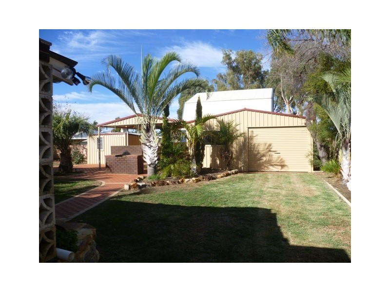 19 Charon Road, Sunset Beach WA 6530