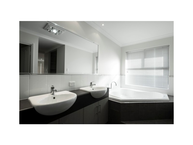 3 Piave Street, Wandina WA 6530