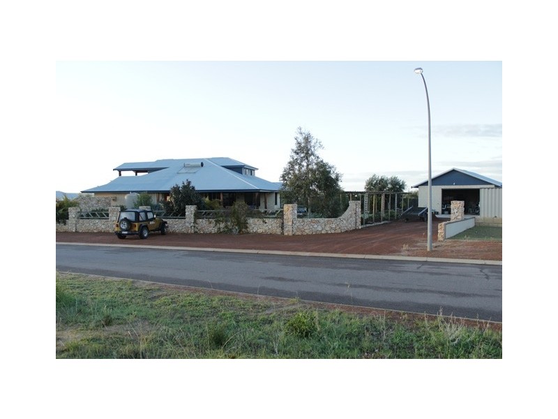 5 Fuchsia Close, Strathalbyn WA 6530