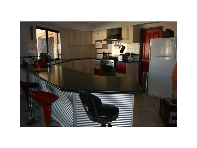 5 Fuchsia Close, Strathalbyn WA 6530