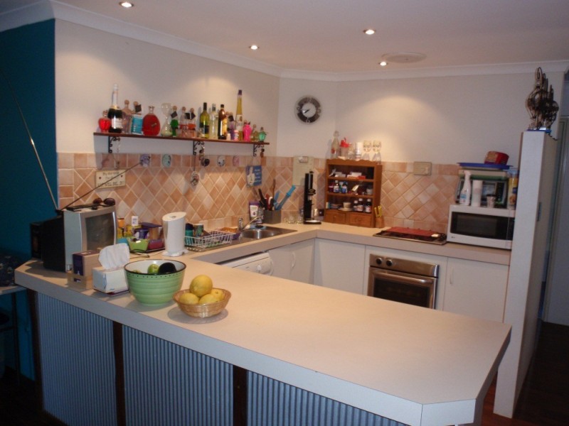 25 Weeloo Road, Waggrakine WA 6530