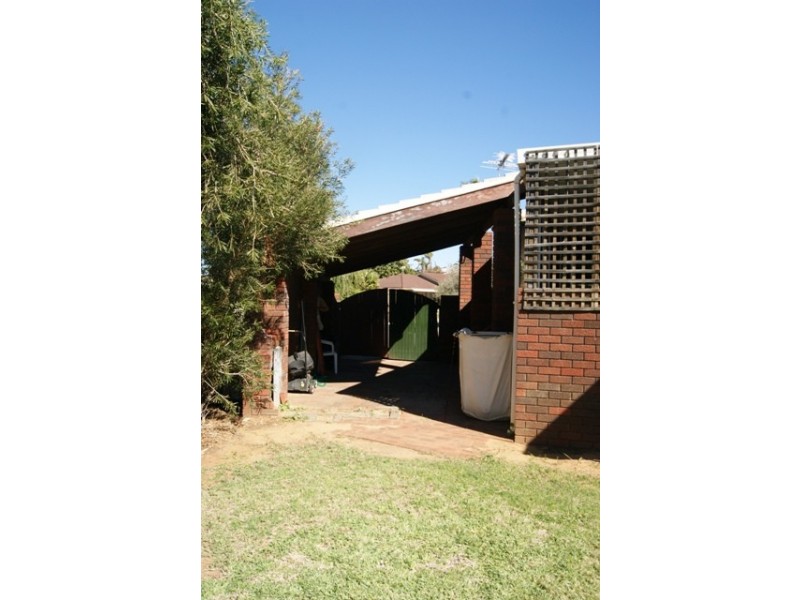 11 Thomas Avenue, Geraldton WA 6530