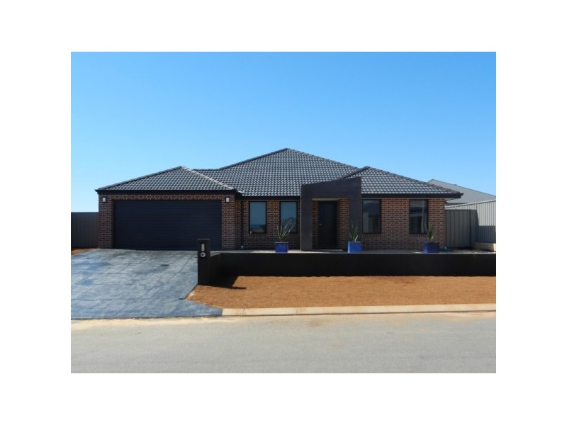 21 Beachcomber Hill, Glenfield WA 6532