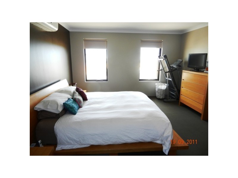 21 Beachcomber Hill, Glenfield WA 6532