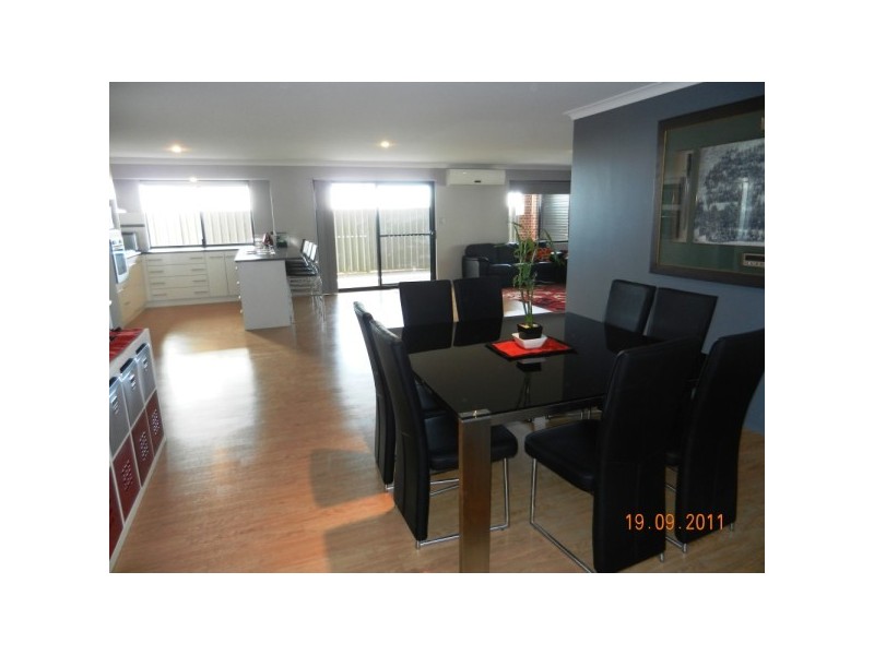 21 Beachcomber Hill, Glenfield WA 6532