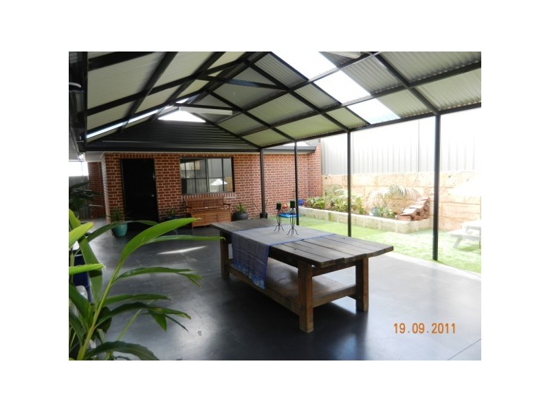 21 Beachcomber Hill, Glenfield WA 6532