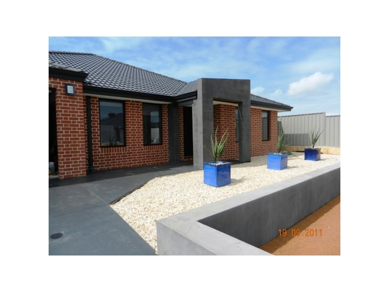 21 Beachcomber Hill, Glenfield WA 6532