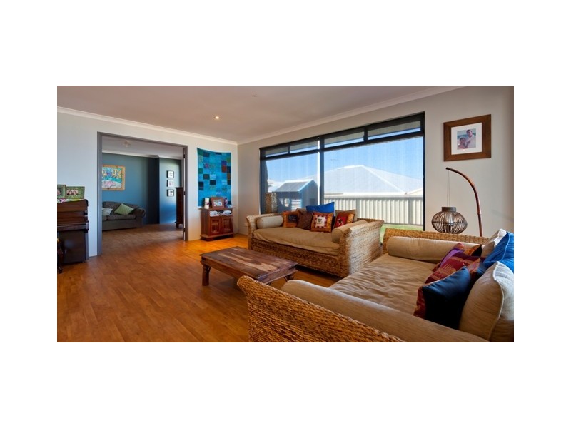 27 Wallabi Drive, Wandina WA 6530