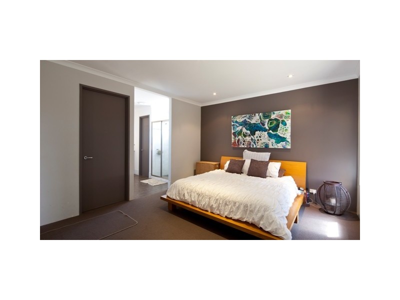 27 Wallabi Drive, Wandina WA 6530