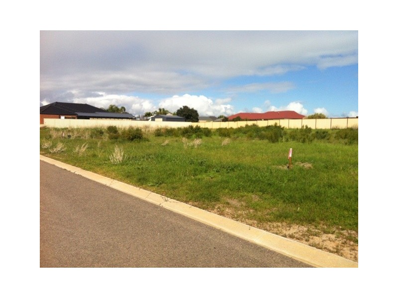 61 Wavecrest Circle, Drummond Cove WA 6532