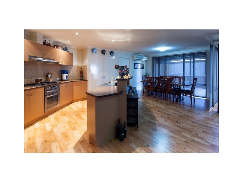 15 Polwarth Parade, Deepdale WA 6532