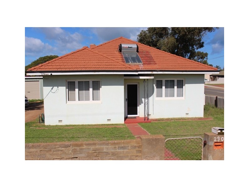 230 Place Road, Wonthella WA 6530