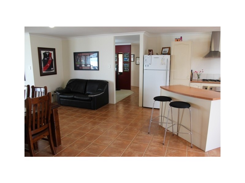 10 Bellimos Drive, Wandina WA 6530