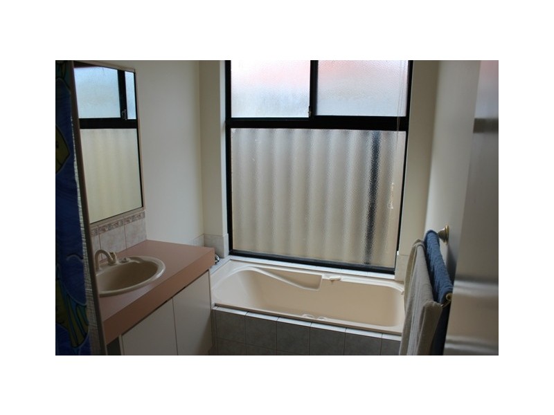 10 Bellimos Drive, Wandina WA 6530