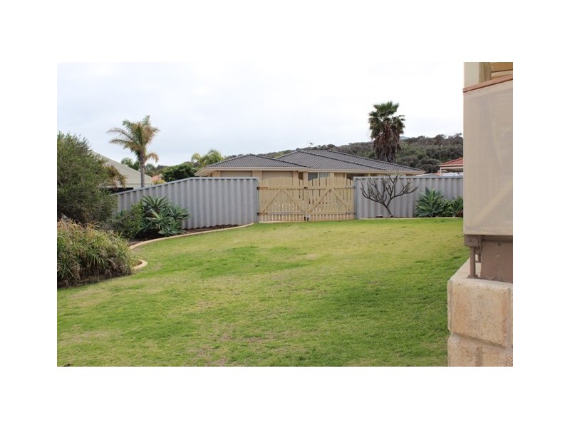 10 Bellimos Drive, Wandina WA 6530