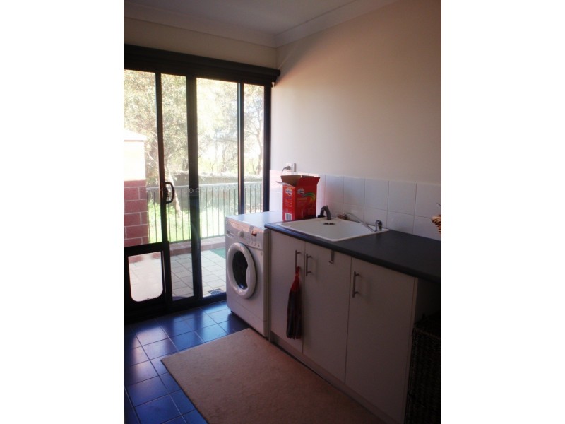 13/4 McDermott Avenue, Wandina WA 6530