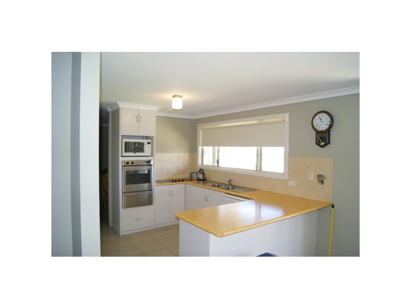 56 Calder Place, Waggrakine WA 6530