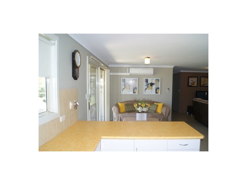 56 Calder Place, Waggrakine WA 6530