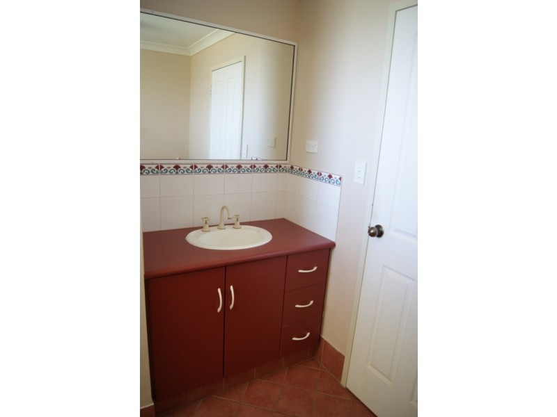 56 Calder Place, Waggrakine WA 6530