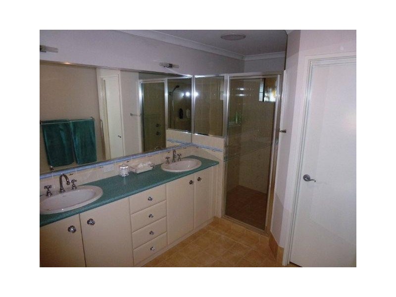 19 Calder Place, Waggrakine WA 6530