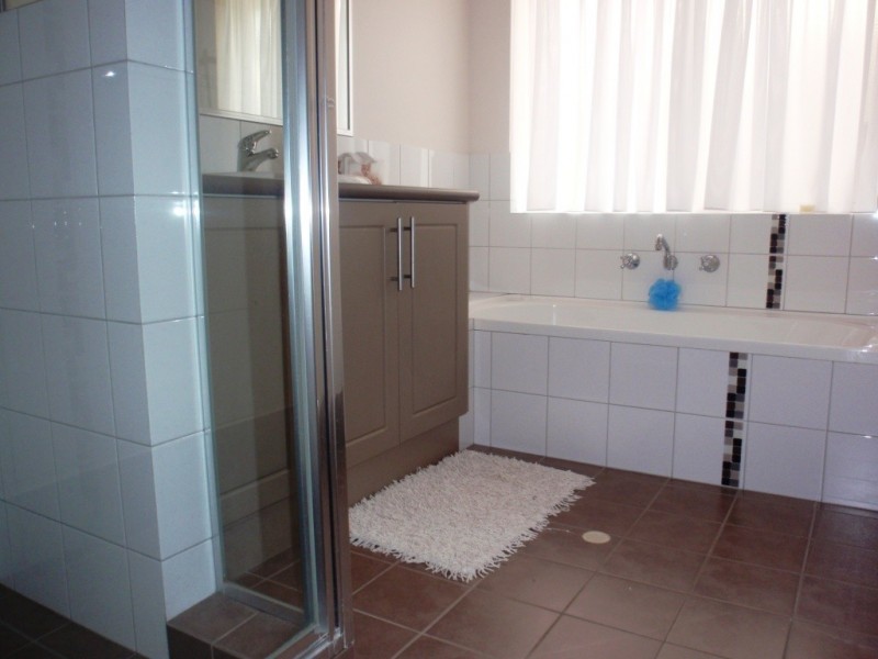 14 Coveside Way, Drummond Cove WA 6532