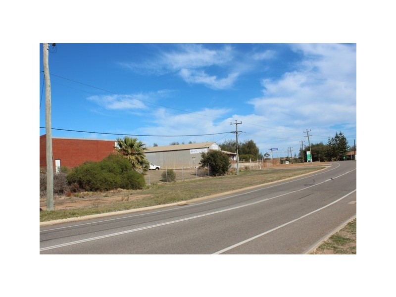 205 Shenton Street, Beachlands WA 6530