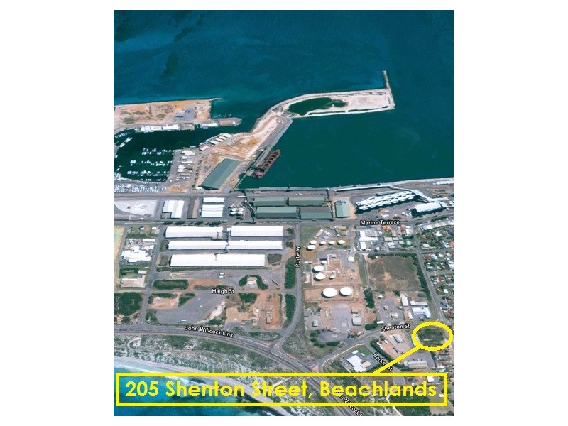 205 Shenton Street, Beachlands WA 6530