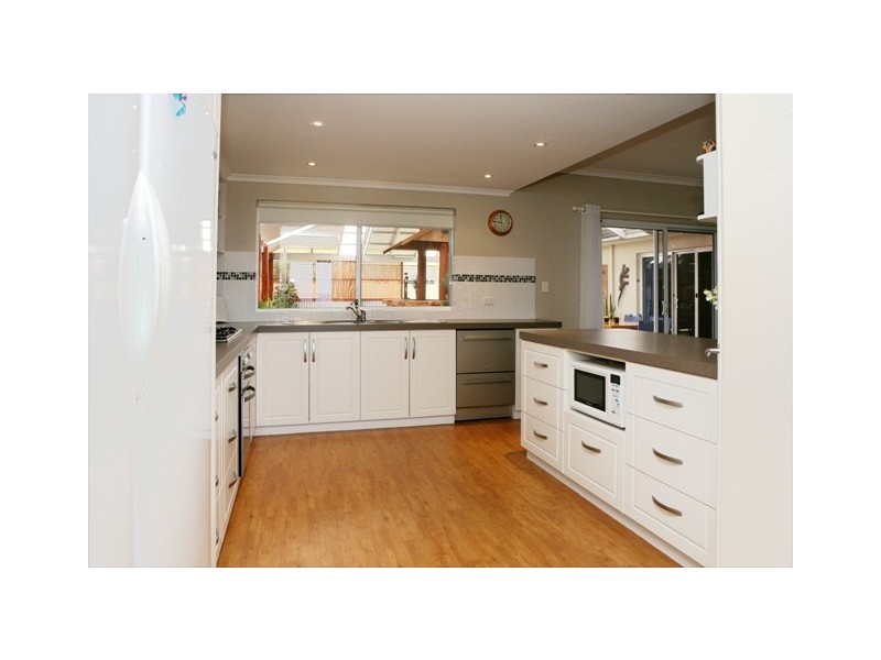 9 Old Acres Court, Wandina WA 6530