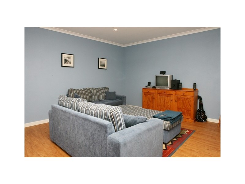 9 Old Acres Court, Wandina WA 6530