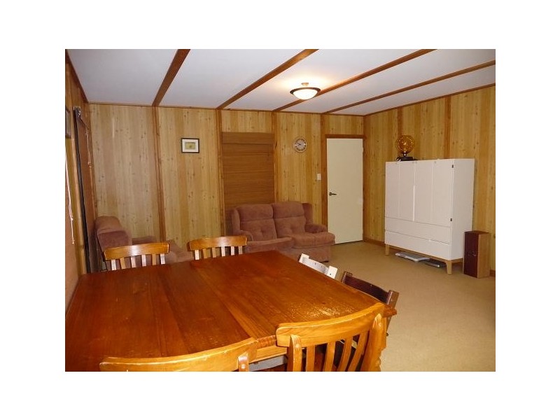 9 Thames Drive, Cape Burney WA 6532