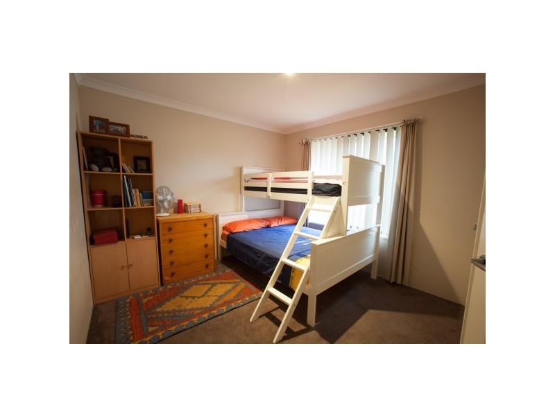 1 Bluewater Close, Drummond Cove WA 6532