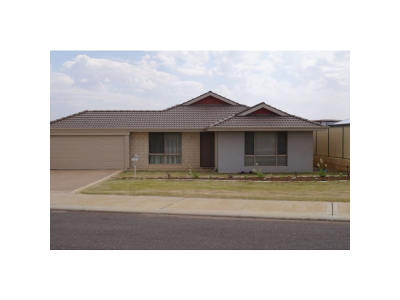 110A Moloney Street, Utakarra WA 6530