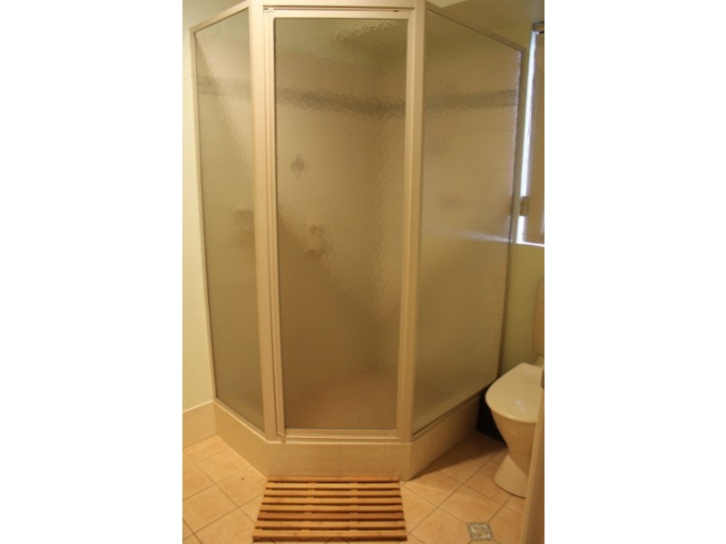 214a Fifth Street, Wonthella WA 6530