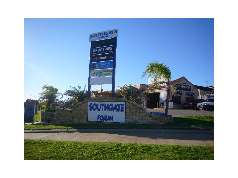 Unit 2/2 Oceanside Drive, Wandina WA 6530