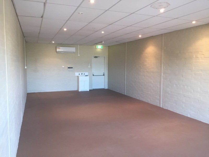 Unit 2/2 Oceanside Drive, Wandina WA 6530