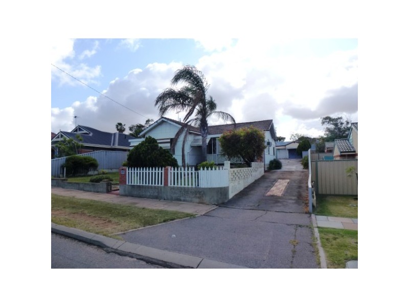 213 Durlacher Street, Geraldton WA 6530