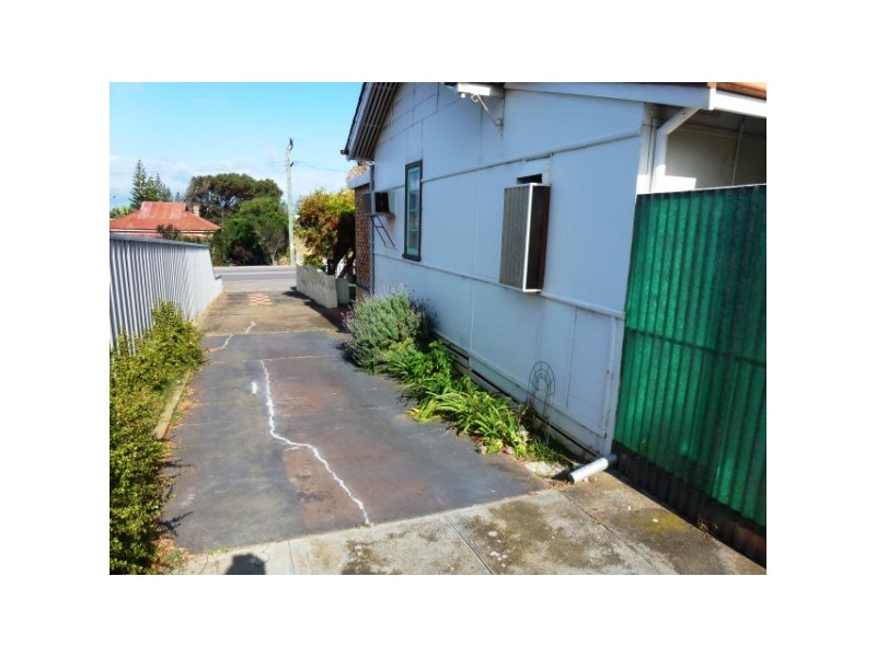 213 Durlacher Street, Geraldton WA 6530