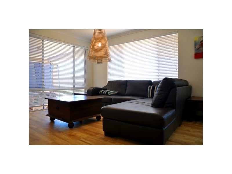 12 Spindrift Vista, Glenfield WA 6532