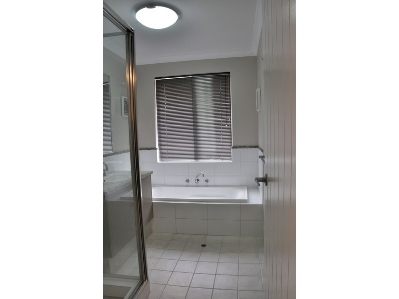 12 Spindrift Vista, Glenfield WA 6532